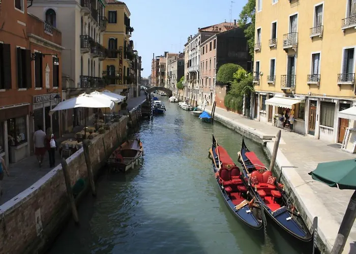 La Chicca Pensión Venecia